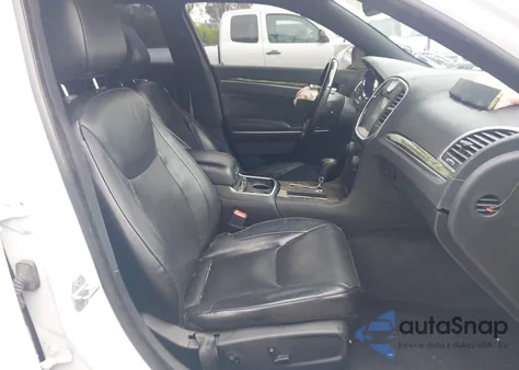 2012 Chrysler 300C from USA, damaged, VIN 2C3CCAET4CH236569